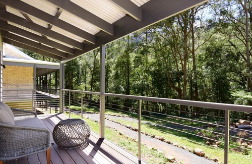 Upper Kangaroo River House | Pet-Friendly Rainforest River Studio in Kangaroo Valley