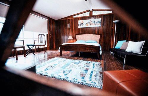 Escazu Apartment | Cozy Rainforest Cabin in Escazu - Pet Friendly Retreat