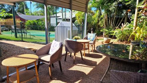 Mission Beach Hotel | Comfortable Rainforest Motel: Family-Friendly with Pool