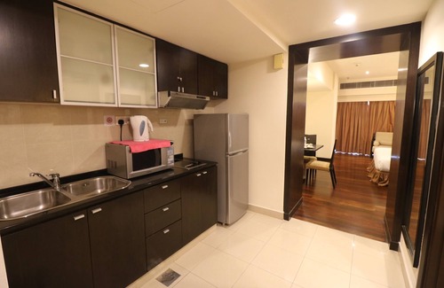 Bandar Sunway Apartment | Discover Raintree Resort Suites: Family-Friendly Getaway