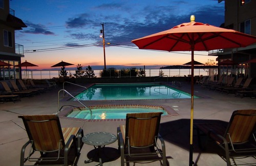 Birch Bay Apartment | Raintree's Sandcastle: Poolside Relaxation and Spa Bliss