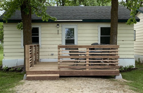 Baudette Cabin | Inviting Lake of the Woods Cabin Getaway with Breakfast