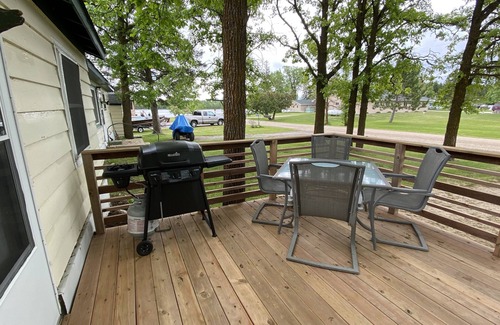 Baudette Cabin | Inviting Lake of the Woods Cabin Getaway with Breakfast