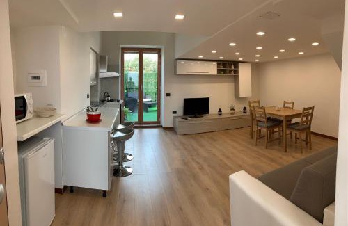 Torre Annunziata Apartment | Inviting Melito 30 - Raiola Welcome with Hot Tub & Breakfast