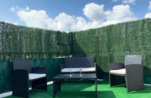 Torre Annunziata Apartment | Inviting Melito 30 - Raiola Welcome with Hot Tub & Breakfast