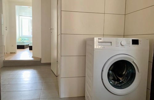 Schottenfeld Apartment | Cozy Raisa Apartments on Lerchenfelder Gürtel 30