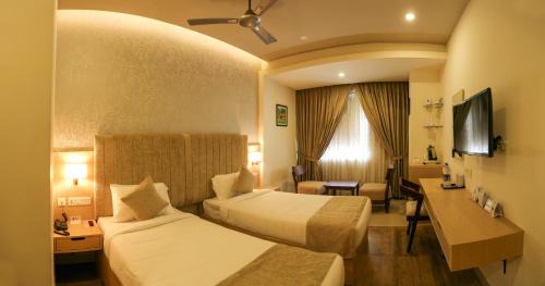 Muvattupuzha Hotel | Comfortable Retreat at Hotel Riveria by Raj - 4 Star Stay