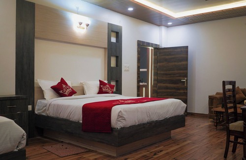 Maharajganj Hotel | Discover Raj Vilas Hotel & Resort in Maharajganj Today