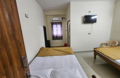 Tiruvannamalai House | Budget-Friendly Stay at Raja Rani Mahal Ac-Rooms