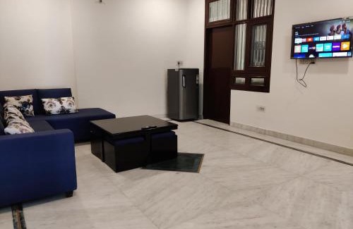 Malviya Nagar Apartment | Discover RajKamal Villa: Pet-Friendly Family Retreat