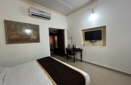 Air Force Area Hotel | Discover Rajputana Palace: Family-Friendly & Accessible Stay