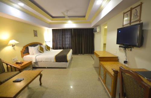 Air Force Area Hotel | Discover Rajputana Palace: Family-Friendly & Accessible Stay
