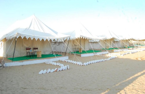Jaisalmer Resort | Pet-Friendly Rajwadi Desert Home Stay with Breakfast Included