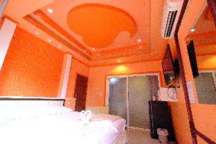 Nakhon Sawan Hotel | Family-Friendly Stay at Rak Kun Resort 2 with Dining Options