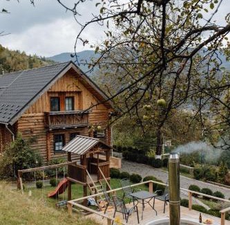 Rakhiv House | Discover Rakhiv House: Pet-Friendly Retreat with 9.4 Score