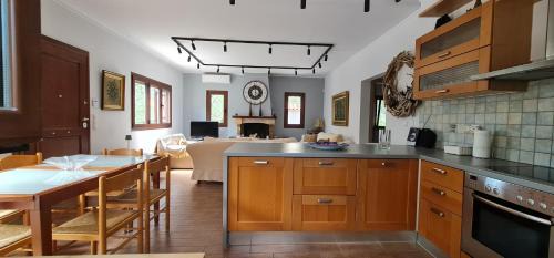 Zalongo House | Unforgettable Stay at Raki Apartment with Oceanfront Views