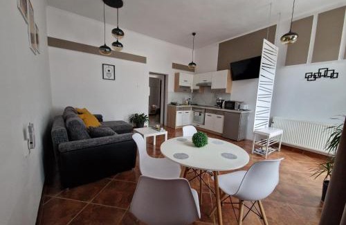 Odorheiu Secuiesc Apartment | Family-Friendly Rakoczi Apartman 2 - Rated 9.8 by Guests