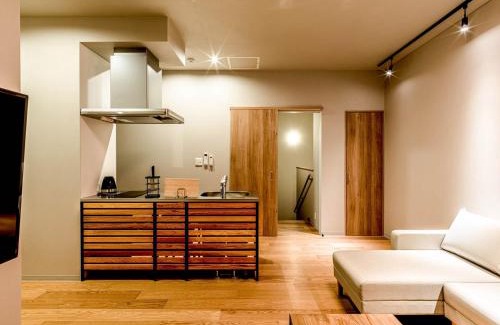 Katakai Apartment | Family-Friendly Rakuten STAY MOTEL with BBQ Terrace & Garage