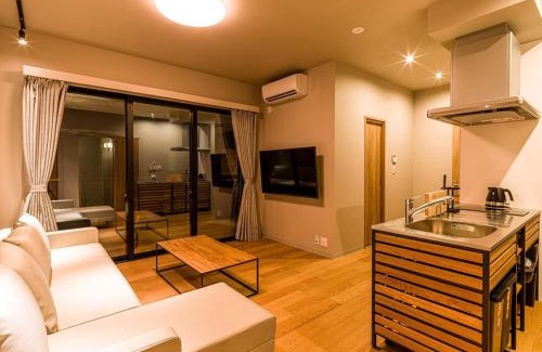 Katakai Apartment | Family-Friendly Rakuten STAY MOTEL with BBQ Terrace & Garage
