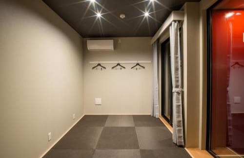 Katakai Apartment | Family-Friendly Rakuten STAY MOTEL with BBQ Terrace & Garage