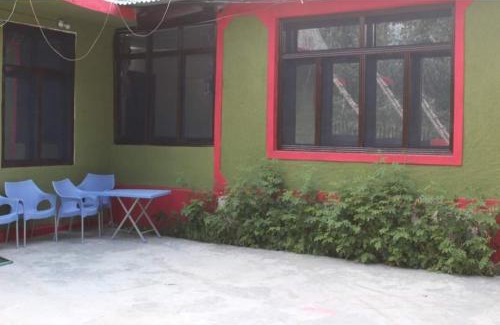 Astore House | Discover Rama Midway Guest House: Pet-Friendly Retreat