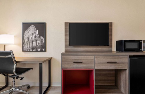 Fullerton Hotel | Explore Comfort at Ramada by Wyndham Allentown/Bethlehem