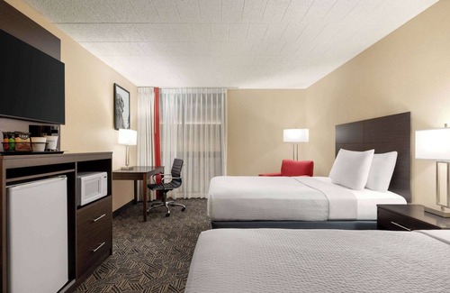 Alpena Hotel | Convenient Stay at Ramada by Wyndham Alpena with Spa & Pool