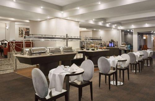 Sector 1 Hotel | Relax at Ramada by Wyndham Bucharest Parc Hotel