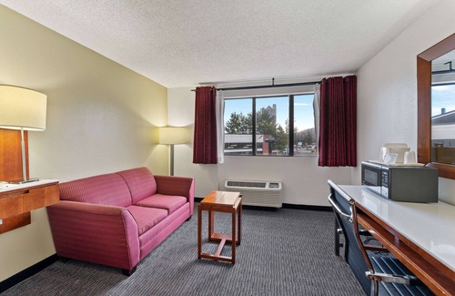 Cedar City Hotel | Discover Comfort at Ramada by Wyndham Cedar City