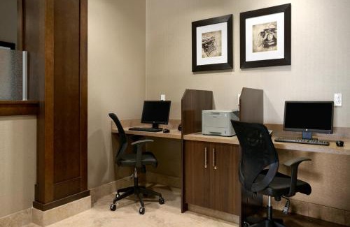 Conklin Hotel | Comfortable Stay at Ramada by Wyndham Conklin - Family Friendly