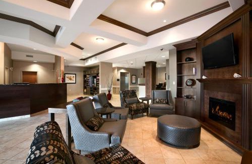 Conklin Hotel | Comfortable Stay at Ramada by Wyndham Conklin - Family Friendly