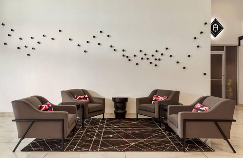 Amistad National Recreational Area Hotel | Welcoming Ramada by Wyndham Del Rio with Pool & Spa