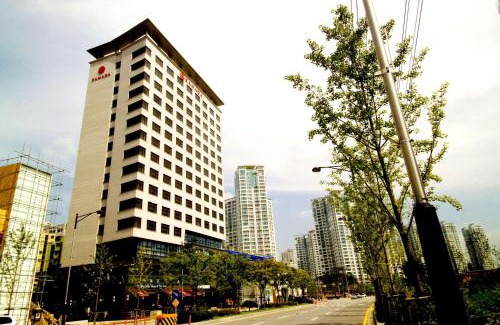Dongtan Hotel | Discover Ramada by Wyndham Dongtan - Family-Friendly Comfort