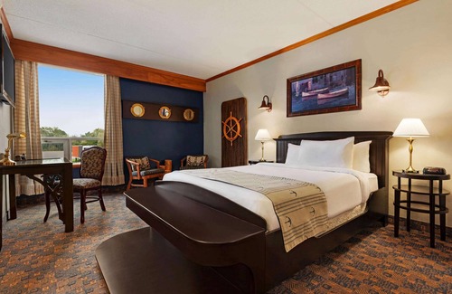 Fredericton Hotel | Discover Ramada by Wyndham Fredericton: Family-Friendly Retreat