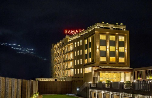 Katra Hotel | Discover Ramada by Wyndham Katra: 5-Star Family Retreat