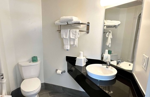 Lithia Springs Hotel | Budget-Friendly Stay at Ramada by Wyndham Lithia Springs