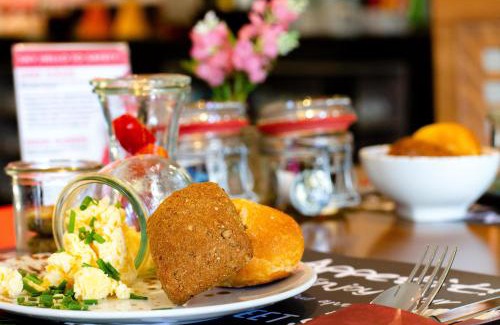 Schwaig Hotel | Comfortable Stay at Ramada by Wyndham München Airport