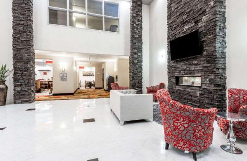 Moose Jaw Hotel | Discover Family-Friendly Comfort at Ramada by Wyndham Moose Jaw