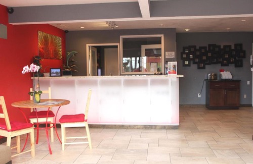 Midway-Pacific Highway Hotel | Convenient Ramada by Wyndham near SeaWorld & Mission Beach