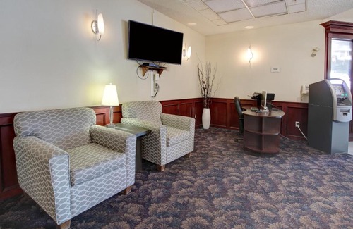 Nisku Hotel | Welcoming Ramada by Wyndham Nisku Edmonton Airport Hotel