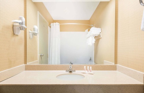 Terra Nova Hotel | Discover Ramada by Wyndham St. John's with Breakfast & More