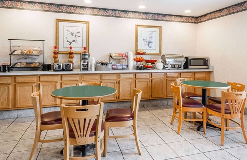 Strasburg Hotel | Discover Comfort at Ramada by Wyndham Strasburg Dover