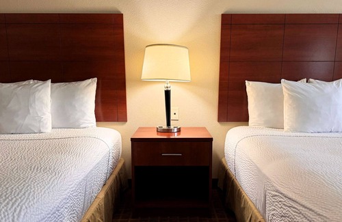 College Station Hotel | Top-Rated Ramada by Wyndham College Station with Pool & Breakfast