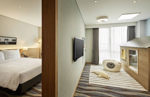 Gimpo Hotel | Eco-Friendly Comfort at Ramada Encore by Wyndham Gimpo