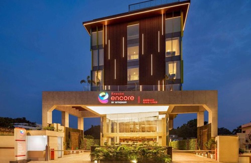 Aonla Hotel | Comfortable Stay at Ramada Encore by Wyndham Bareilly