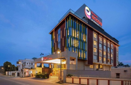 Aonla Hotel | Comfortable Stay at Ramada Encore by Wyndham Bareilly