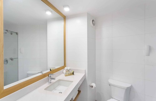 San Isidro Centro Financiero Hotel | Top-Rated Ramada Encore: Pool, Spa & Family-Friendly Stays