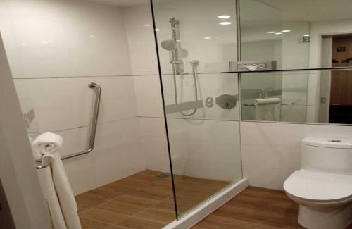 Apodaca Hotel | Exceptional Ramada Encore by Wyndham Monterrey Apodaca