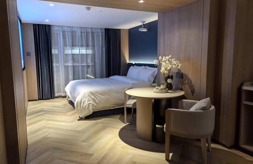 Jiang Han Hotel | Inviting Stay at Ramada Encore by Wyndham Wuhan Conference Center