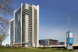 Holosiivskyj Hotel | Ramada Encore Kyiv: Ideal for Families with Pool & Spa